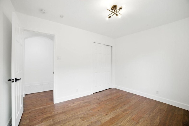 3013 Wavecrest Blvd, Austin, TX 78728 - unfurnished room with wood finished floors and a smoke detector