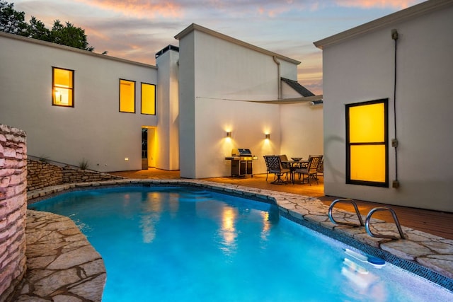 3704 Laurel Ledge Ln, Austin, TX 78731 - swimming pool featuring a patio area and outdoor dining area