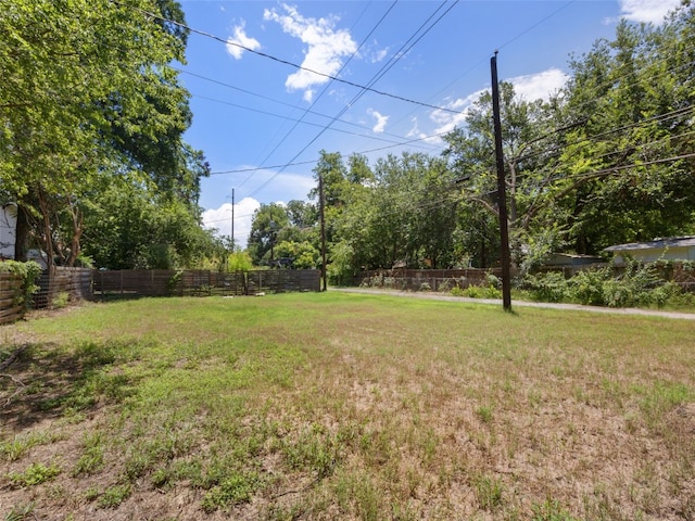1605 Garden St, Austin, TX 78702 - view of yard
