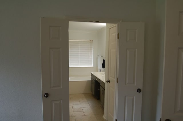 4216 Veiled Falls Dr, Pflugerville, TX 78660 - bathroom with a bath and vanity