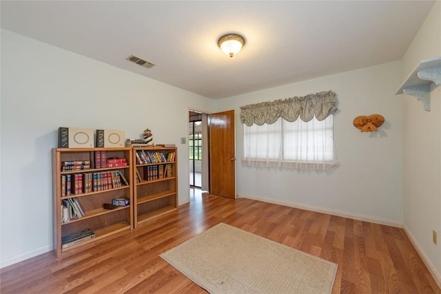 344 Fm 2984th Rd, Luling, TX 78648 - living area featuring wood finished floors and baseboards
