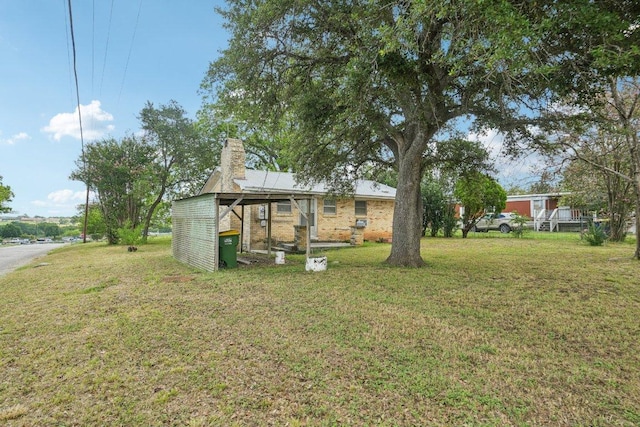 1620 Cavett St, Gonzales, TX 78629 - view of green lawn
