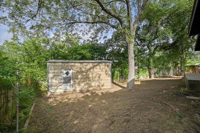 4800 Lansing Dr, Austin, TX 78745 - view of yard with an outdoor structure