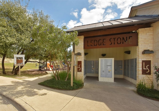578 Ledge Stone Dr, Austin, TX 78737 - view of community featuring mail area