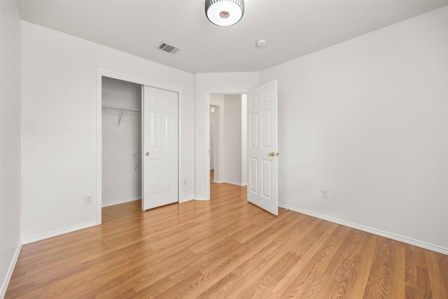 3710 Castle Rock Dr, Round Rock, TX 78681 - unfurnished bedroom with light wood finished floors and a closet