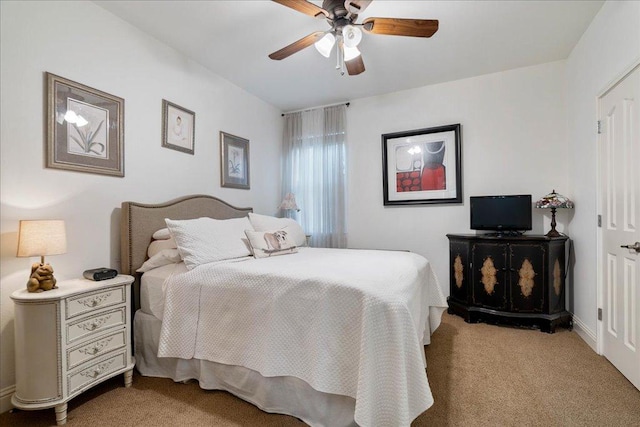 bedroom featuring carpet floors and ceiling fan