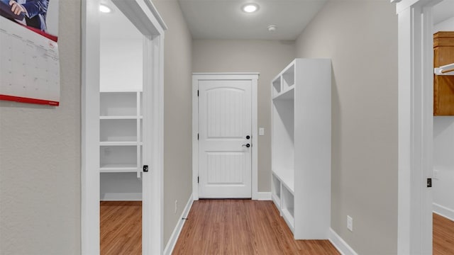 208 Rachel Loop, Burnet, TX 78611 - mudroom with light wood-style floors