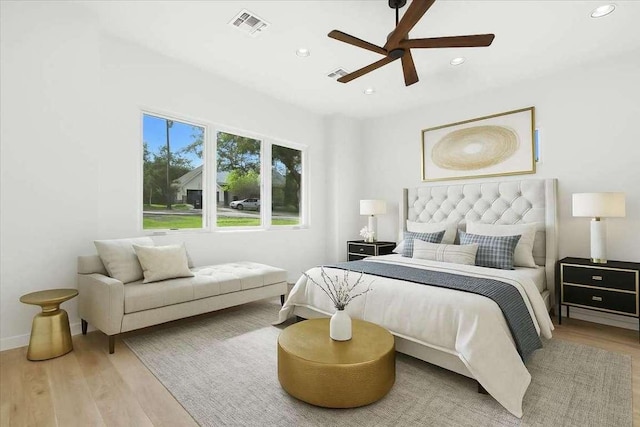 512 Cowal Dr S, Spicewood, TX 78669 - bedroom featuring recessed lighting, wood finished floors, and ceiling fan