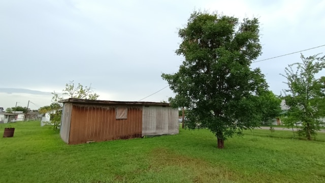 18016 Morrow St, Elgin, TX 78621 - view of outbuilding