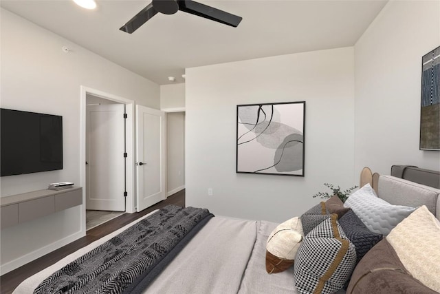 4510 Terry-O Ln Unit 322, Austin, TX 78745 - bedroom featuring wood finished floors, a ceiling fan, and recessed lighting