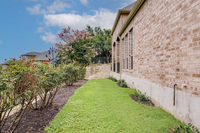 117 N Whitley Dr, Austin, TX 78738 - view of yard