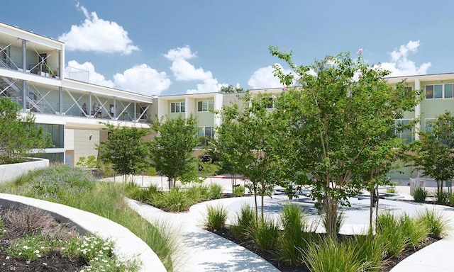 604 N Bluff Dr Unit 210, Austin, TX 78745 - photo 1