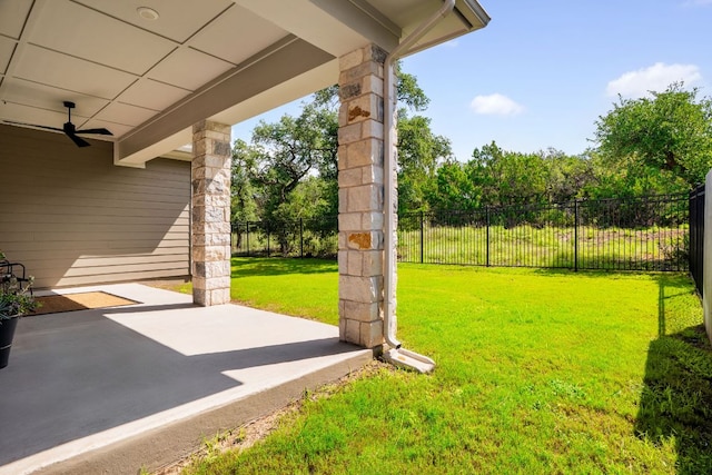 352 Moonlit Stream Pass, Dripping Springs, TX 78620 - fenced backyard featuring a patio area and a ceiling fan