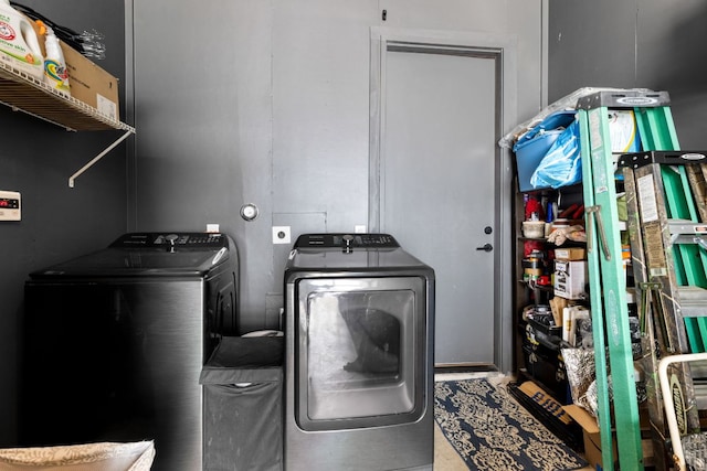 5509 Clay Ave Unit 2, Austin, TX 78756 - washroom with washer and clothes dryer