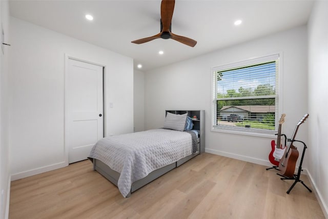 1101 Floradale Dr, Austin, TX 78753 - bedroom with light wood-style flooring, recessed lighting, and ceiling fan