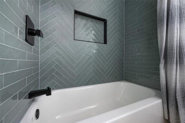 1101 Floradale Dr, Austin, TX 78753 - full bath featuring shower / tub combo