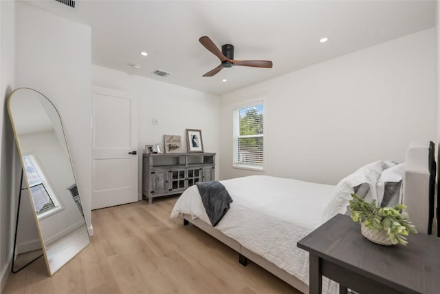 1101 Floradale Dr, Austin, TX 78753 - bedroom featuring light wood finished floors, recessed lighting, and ceiling fan