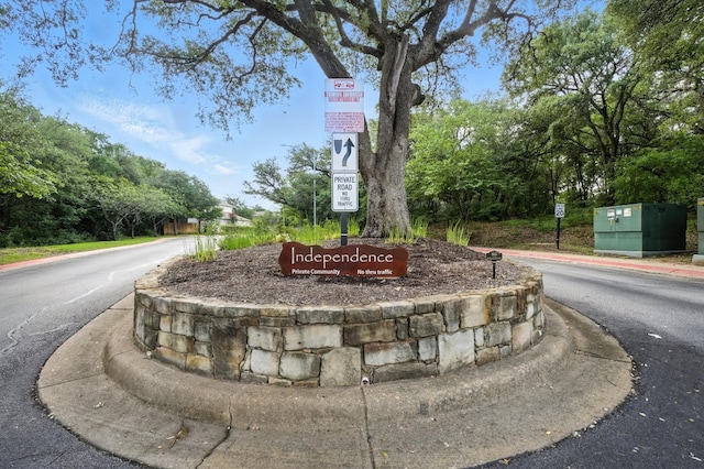 6116 Whipple Way, Austin, TX 78745 - view of community sign