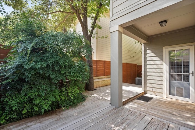 11000 Anderson Mill Rd Unit 52, Austin, TX 78750 - view of wooden deck