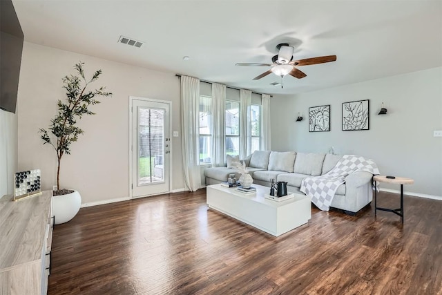 811 Clear Springs Holw, Buda, TX 78610 - photo 2