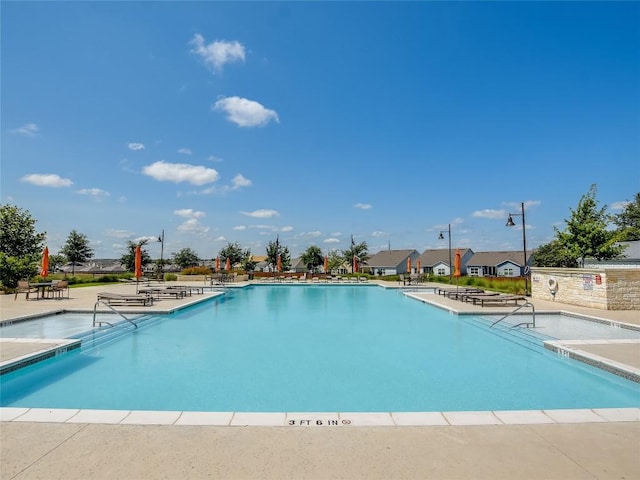 209 Scarlett Thistle Dr, Liberty Hill, TX 78642 - photo 31