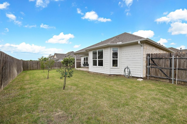 16713 Elsinore Ln, Pflugerville, TX 78660 - rear view of house with a fenced backyard