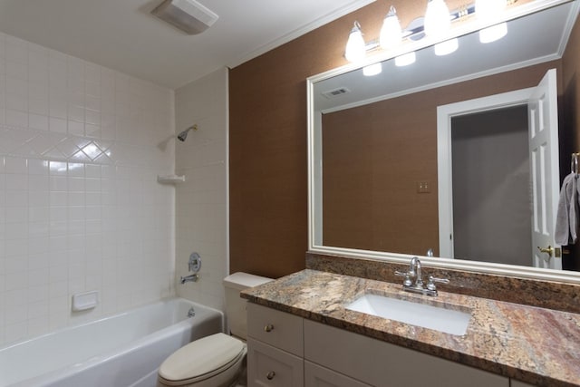 1404 Pearl Cv, Round Rock, TX 78681 - bathroom featuring vanity, shower / tub combination, and ornamental molding