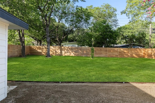 1206 Cloverleaf Dr, Austin, TX 78723 - view of fenced backyard