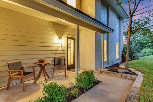 3104 Mistyglen Cir, Austin, TX 78746 - entrance to property with a patio