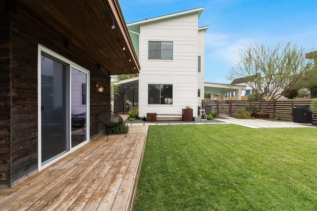 5725 Toscana Ave, Austin, TX 78724 - back of house with a deck