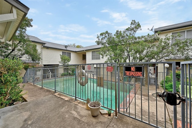 3902 Peterson Ave Unit 203, Austin, TX 78756 - view of gate