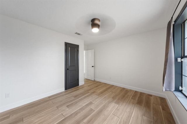 1107 Timmons Dr, Copperas Cove, TX 76522 - unfurnished room with light wood-type flooring and ceiling fan