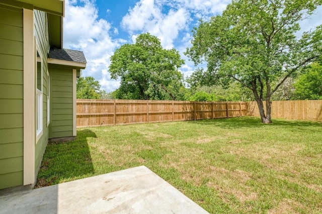 815 Fir Ln, Lockhart, TX 78644 - fenced backyard with a patio