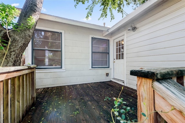 1301 Piedmont Ave, Austin, TX 78757 - view of deck