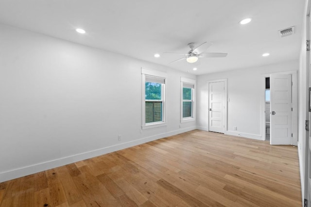 1701 Brentwood St, Austin, TX 78757 - spare room with a ceiling fan, light wood-style floors, and recessed lighting