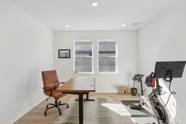 807 Arrowhead Ranch Blvd, Dripping Springs, TX 78620 - office featuring light wood-style floors and recessed lighting