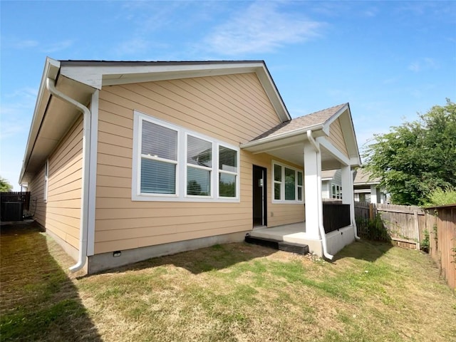 312 La Escalera Dr, Leander, TX 78641 - back of property featuring a fenced backyard