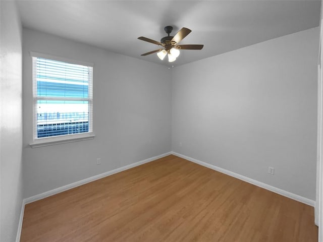 312 La Escalera Dr, Leander, TX 78641 - unfurnished room featuring light wood-style flooring and a ceiling fan