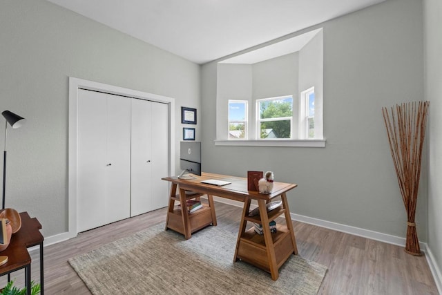 2134 Cervin Blvd, Austin, TX 78728 - office area featuring wood finished floors and baseboards