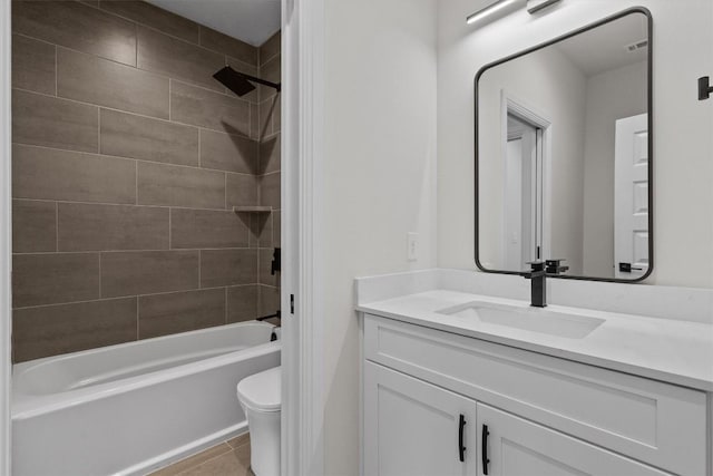 7705 Calcutta Run Dr, Jonestown, TX 78645 - bathroom featuring vanity, shower / washtub combination, and tile patterned floors