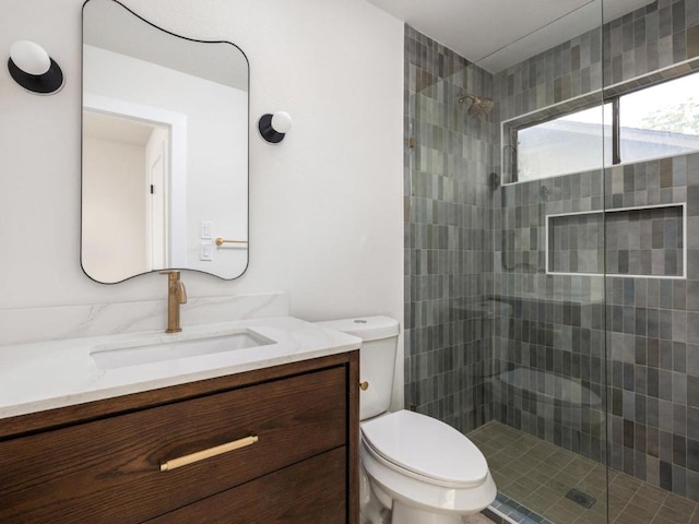 5314 Presidio Rd, Austin, TX 78745 - bathroom with vanity and tiled shower