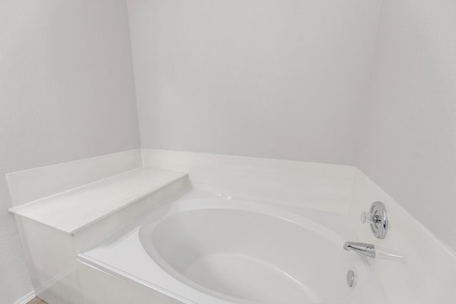 109 Inman Dr, Hutto, TX 78634 - bathroom with a bath