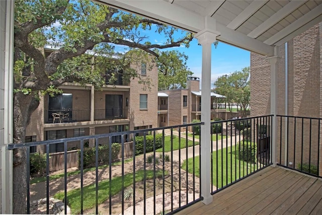 611 E 45th St Unit 8, Austin, TX 78751 - deck featuring a lawn