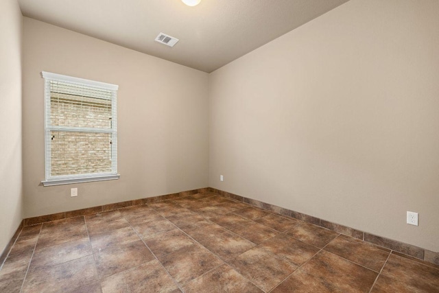 18712 Leigh Ln, Pflugerville, TX 78660 - unfurnished room featuring baseboards