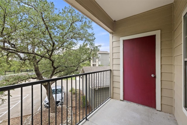 2320 Gracy Farms Ln Unit 323, Austin, TX 78758 - view of balcony