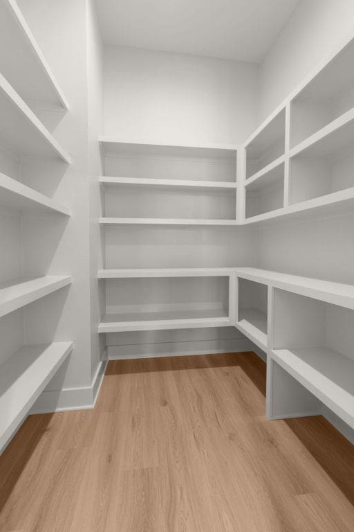 209 Burnet Oaks Dr, Burnet, TX 78611 - view of pantry