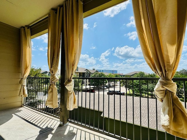2320 Gracy Farms Ln Unit 1432, Austin, TX 78758 - view of balcony