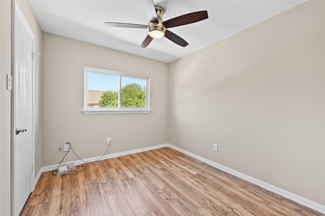 2512 Regal Park Ln, Austin, TX 78748 - spare room featuring light wood-style flooring and a ceiling fan