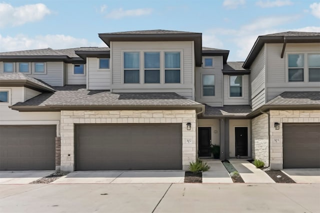 2500 Forest Creek Dr Unit 302, Round Rock, TX 78665 - photo 2