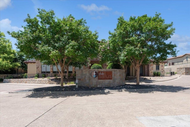 205 Versilia Cir, Lakeway, TX 78734 - view of community / neighborhood sign